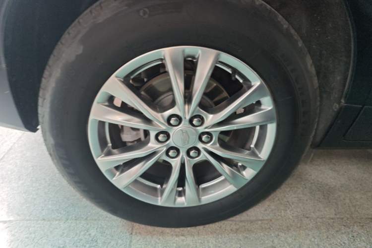 Used Cadillac XT5 2022 2.0T Two-Wheel Drive Luxury Version