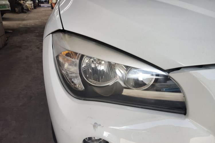 Used BMW X1 2014 sDrive18i Fashion Model
