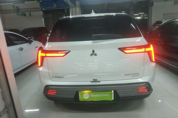 Used Mitsubishi AIRTREK 2022 Pioneer Edition
