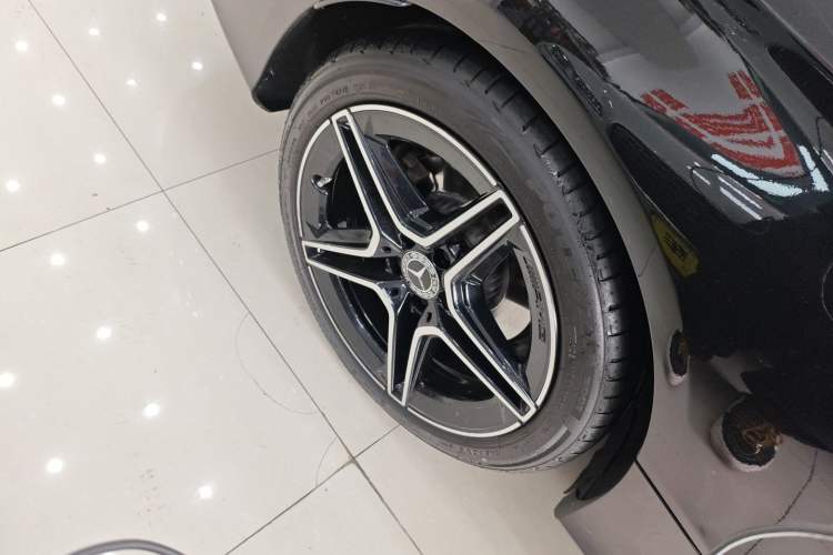 Used Mercedes-Benz C-Class 2022 Refreshed C 260 Coupe Exterior 5