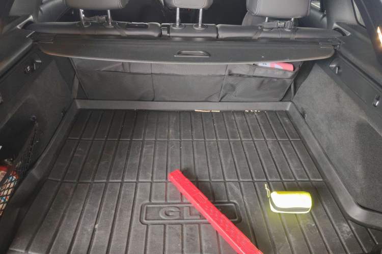 Used Mercedes-Benz GLC 2020 GLC 260 L 4MATIC Luxury Model Trunk