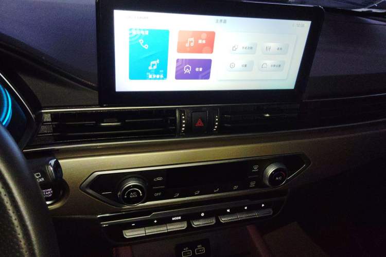 Used JETOUR X70 2023 1.5T Manual Overdrive Version 5 Seats
