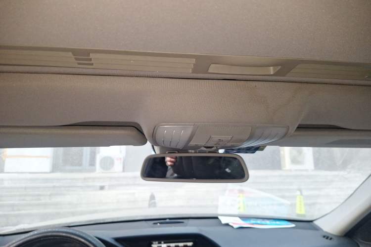 Used Mercedes-Benz E-Class 2013 E 300 L Elegant Model