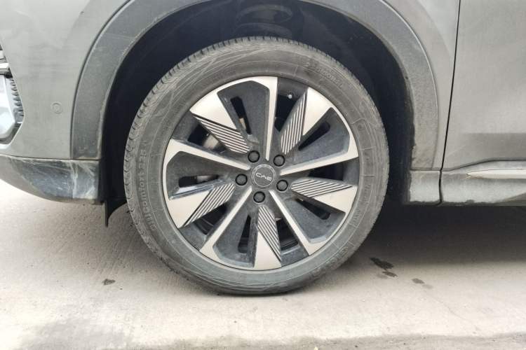 Used BYD Song PLUS New Energy 2025 EV Intelligent Driving Edition 520km Luxury Model