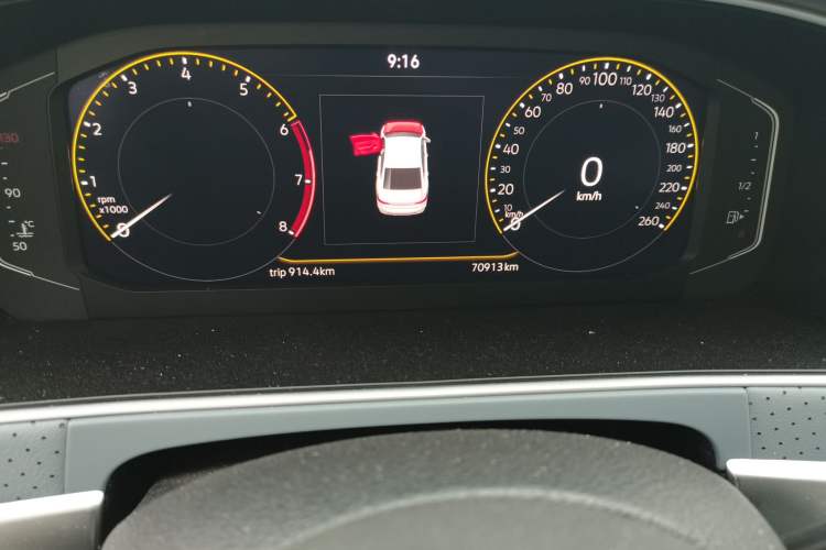 Used Volkswagen Lavida 2023 1.5L Automatic 5 Million Edition Odometer Close Up