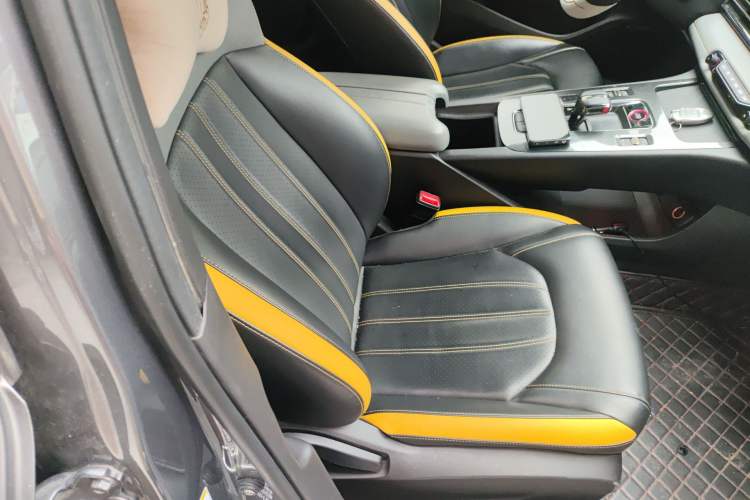 Used GAC Trumpchi EMPOW 2021 270T DCT J15 Version Right Front Seat