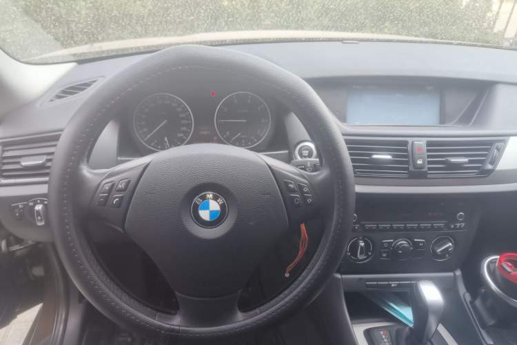 Used BMW X1 2013 sDrive18i Fashion Model
