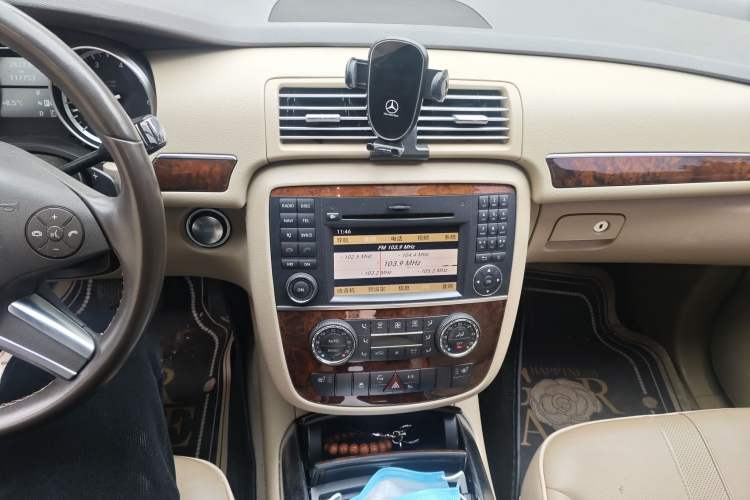 Used Mercedes-Benz R-Class 2011 R 350 L 4MATIC
