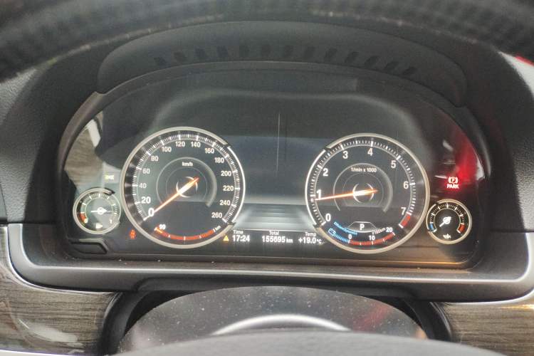 Used BMW 5 Series 2014 525Li Luxury Design Package