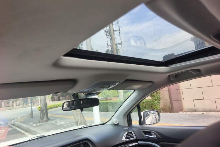 Used GAC Trumpchi GS4 2016 235T Manual Luxury Edition
