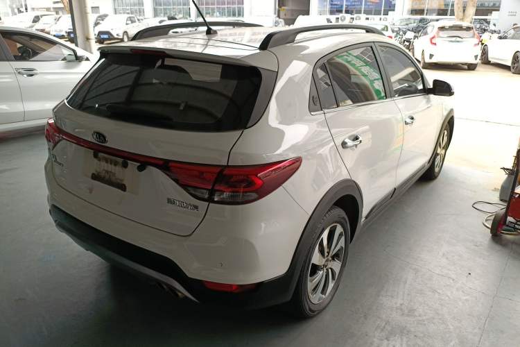 Used Kia KX Cross 2017 1.4L AT GLS
