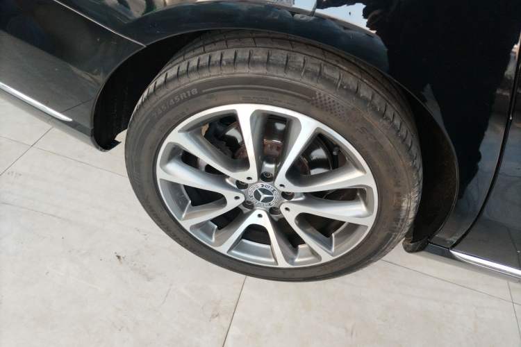 Used Mercedes-Benz E-Class 2016 E 300 L Stylish Model