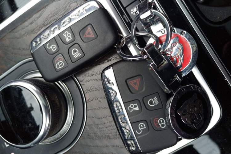 Used Jaguar XFL 2017 XFL 2.0T 200PS Luxury Edition Vehicle Key