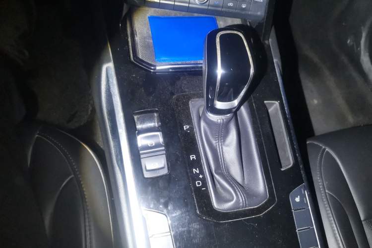 Used Wey VV7 2017 2.0T Luxury Model
