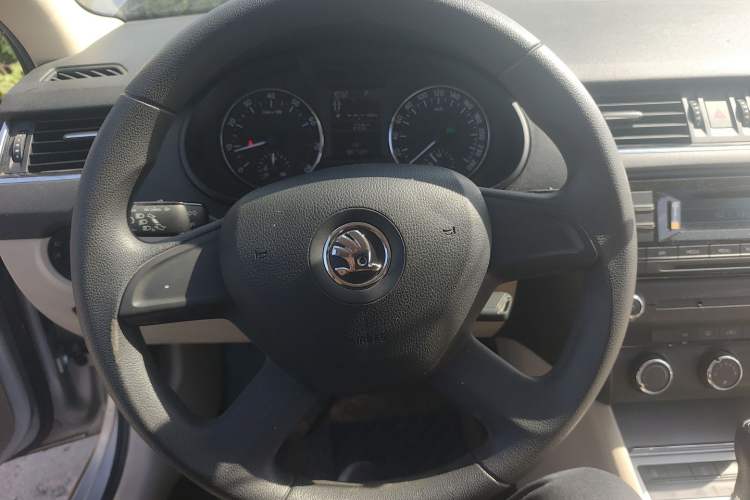 Used Skoda Octavia 2015 1.6L Automatic Yijie Edition