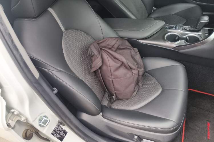 Used Toyota Camry 2023 Dual-Motor 2.5HS Fēngshàng Edition