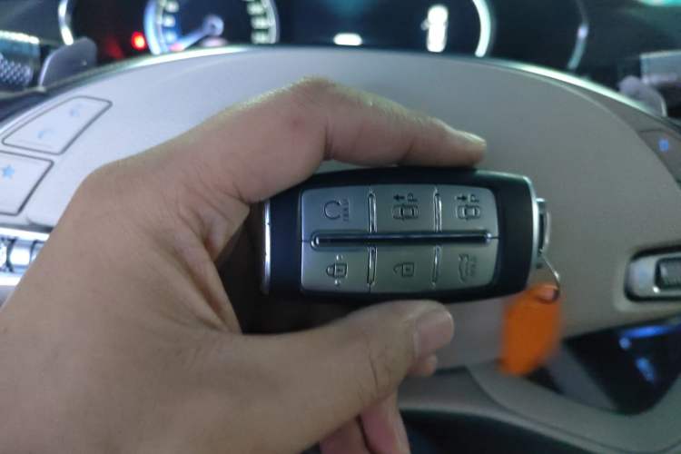 Used Genesis G80 2021 2.5T Rear-Drive Luxury Edition