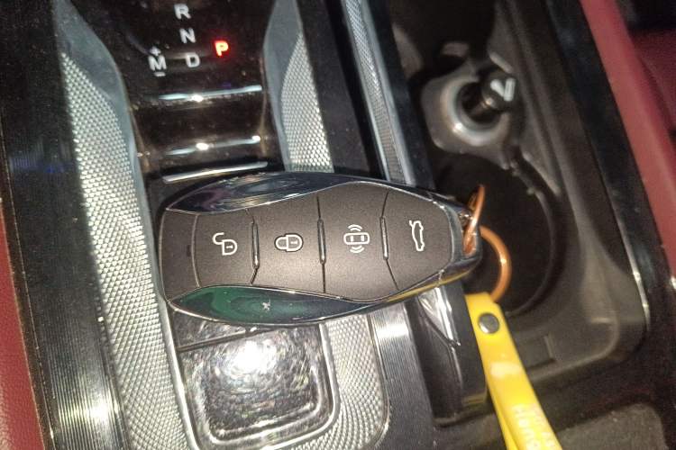 Used Hongqi H5 2024 1.5T DCT Smart Connect Flagship Edition
