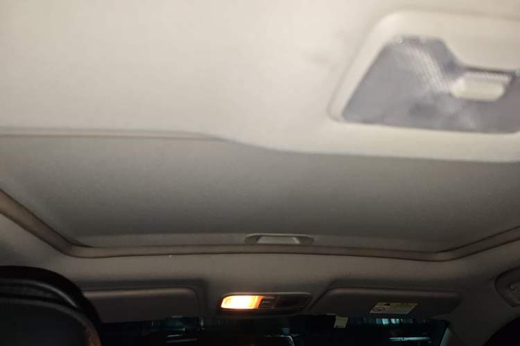 Used CHANGAN CS35 2017 1.6L Automatic Luxury Model
