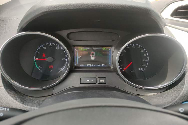 Used BYD Yuan New Energy 2018 EV360 Smart Connect Cool Edition
