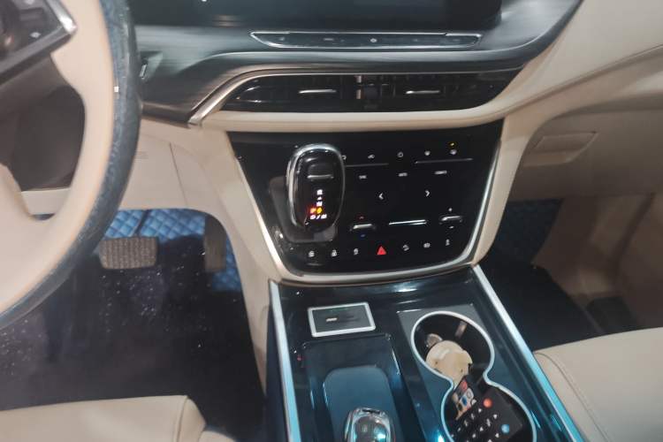 Used Buick GL8 2020 ES Land Cruiser 653T Comfort Edition