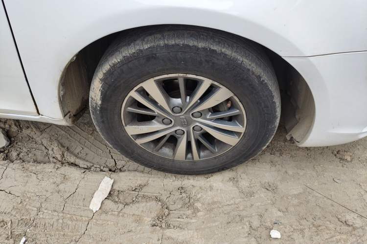 Used Geely Auto Emgrand 2018 1.5L CVT Luxury Model Right Front Wheel Hub