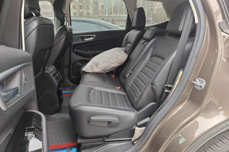 Used Ford Edge 2018 EcoBoost 245 Four-Wheel Drive Titanium 7-Seater
