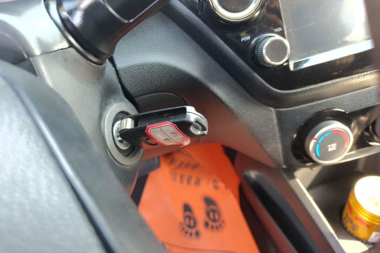 Used Kia K2 2015 Sedan 1.4L Automatic GLS