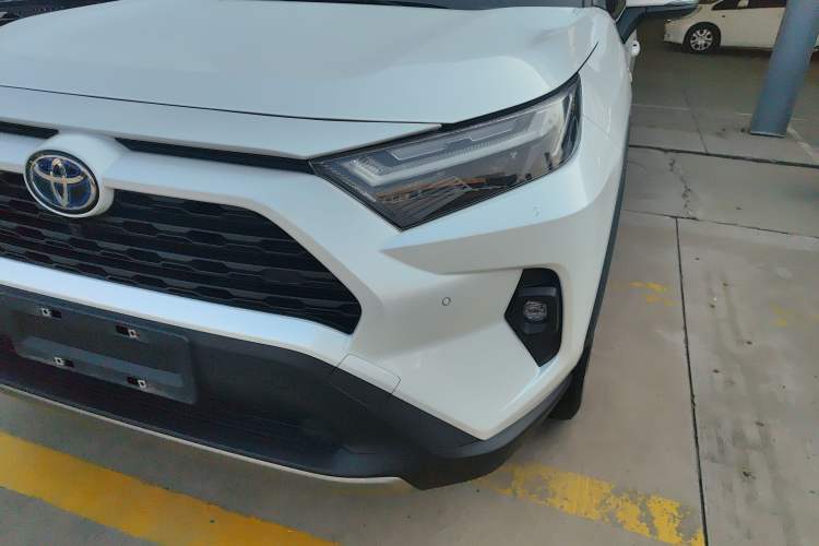 Used Toyota RAV4 2023 Dual-Engine 2.5L E-CVT Four-Wheel Drive Elite Plus Edition Left Front Headlight