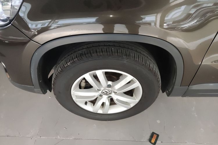 Used Volkswagen Tiguan L 2016 300TSI Automatic Two-Wheel Drive Trend Edition
