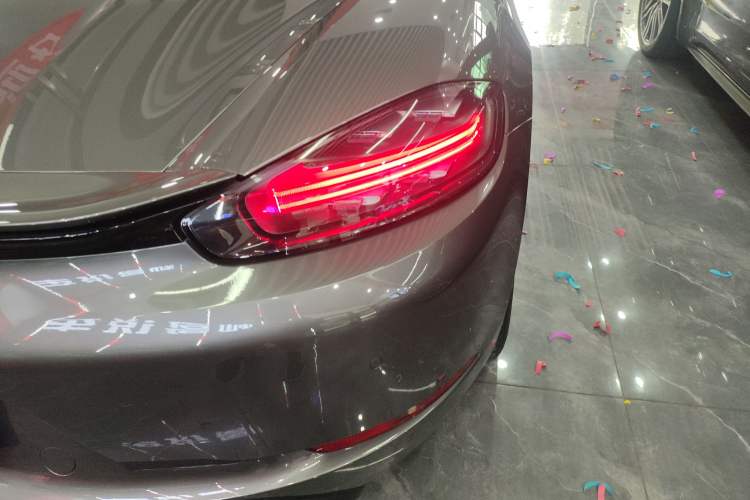 Used Porsche 718 2022 Boxster 2.0T
