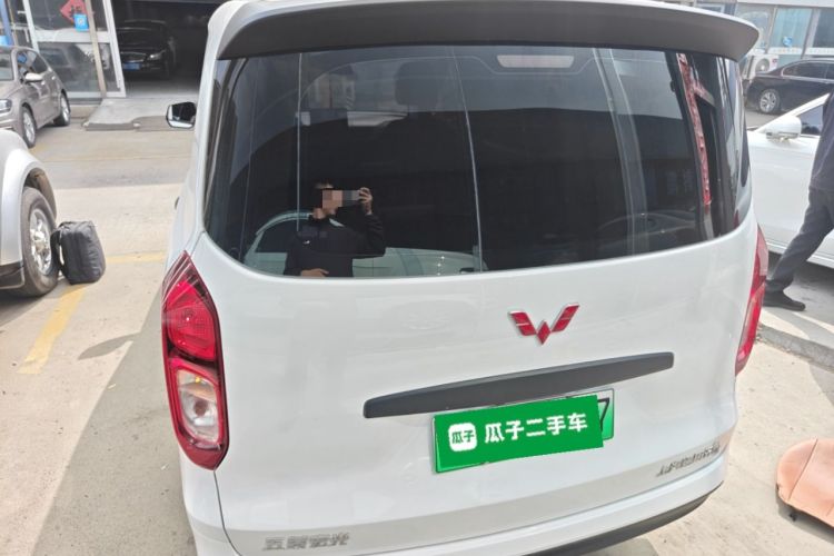 Used Wuling Hongguang New Energy 2024 All-Electric Model 300KM Standard Version Rear