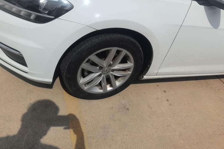 Used Volkswagen Golf 2018 1.6L Automatic Comfort Model
