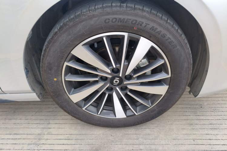 Used CHANGAN NEVO A05 2024 Truly Delicious Version 70" Beyond-Grade Edition
