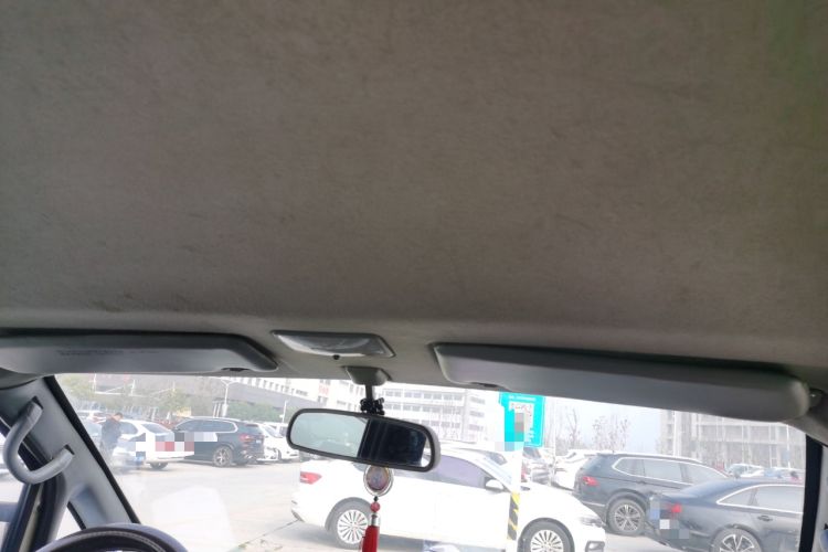 Used FORTHING Lingzhi 2013 M3 1.6L 7-seat Standard Model
