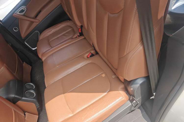 Used Luxgen Great 7 SUV 2011 2.2T Two-Wheel Drive Smart Version
