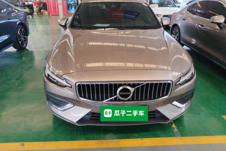 Used Volvo S60 2021 T4 Zhiyi Luxury Edition