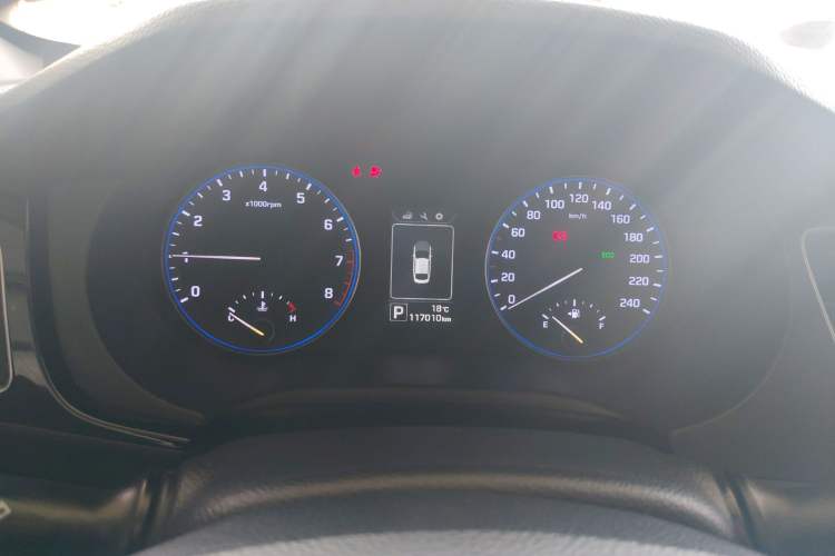 Used Hyundai Mistra 2014 1.8L Automatic Smart GLS Instrument Cluster