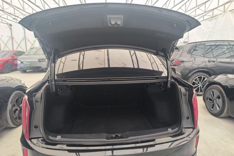 Used Hongqi E-QM5 2024 450km Range Commuter Version Trunk