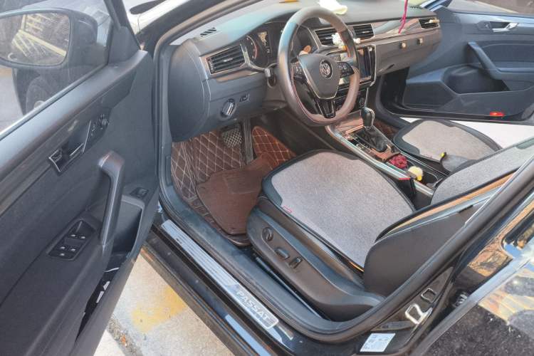 Used Volkswagen Passat 2017 330TSI DSG Luxury Edition