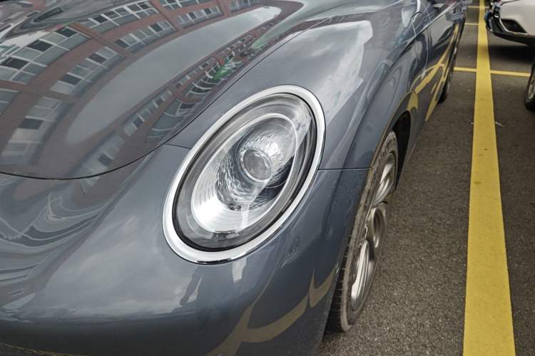 Used ORA Lightning Cat 2022 555 km Luxury Edition
