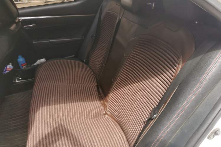 Used Toyota Corolla 2017 Revised Dual-Engine 1.8L E-CVT Leading Edition Left Rear Seat