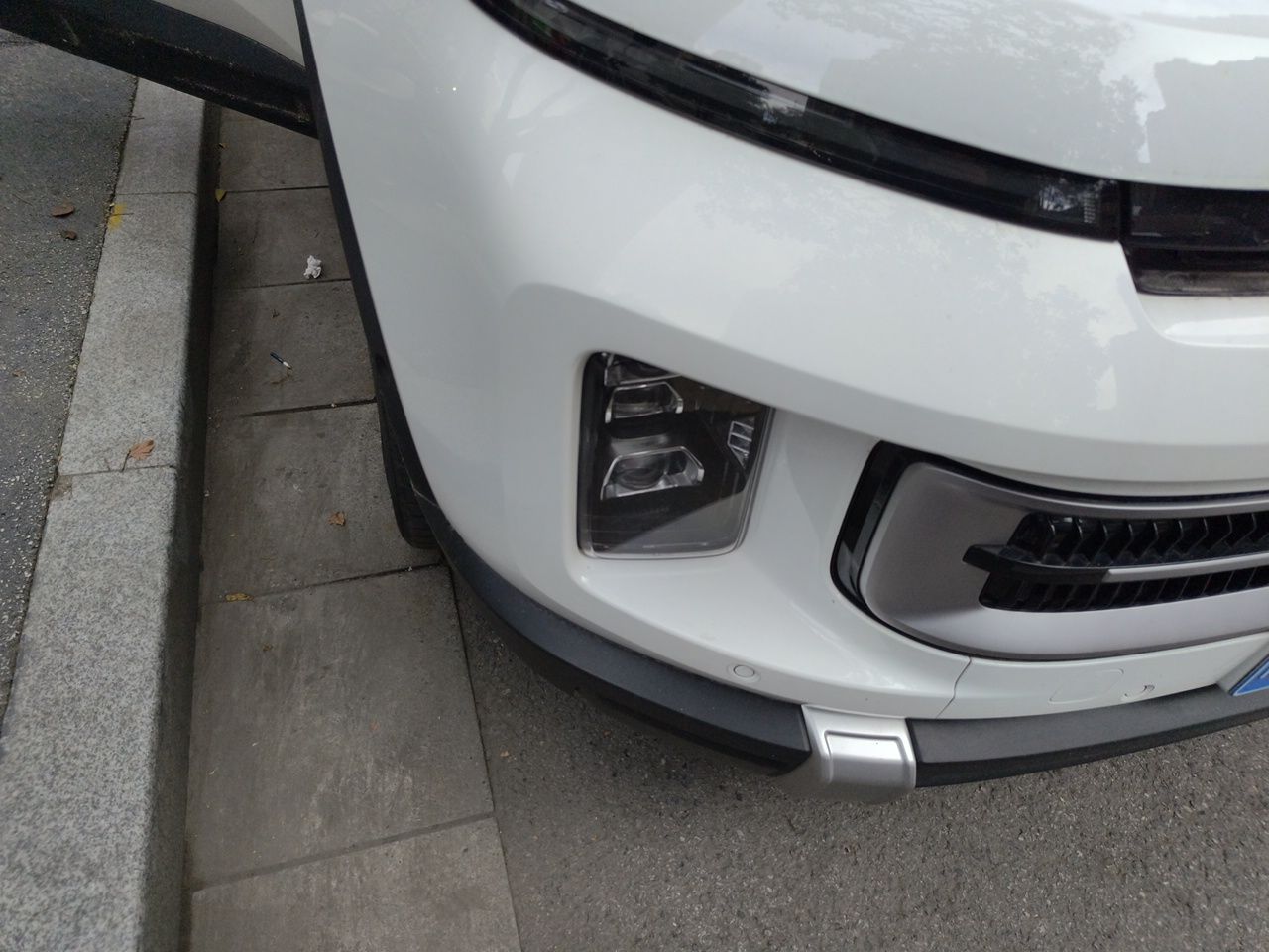 Geely Auto icon 2023 1.5TD Chocolate Luxe Edition — снимка 7