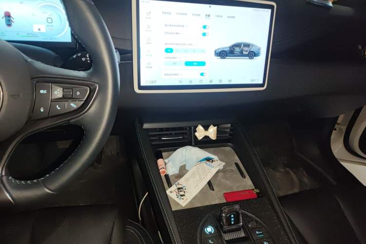 Used BYD Seal 06 New Energy 2024 DM-i 120KM Luxury Model Audio And AC Panel