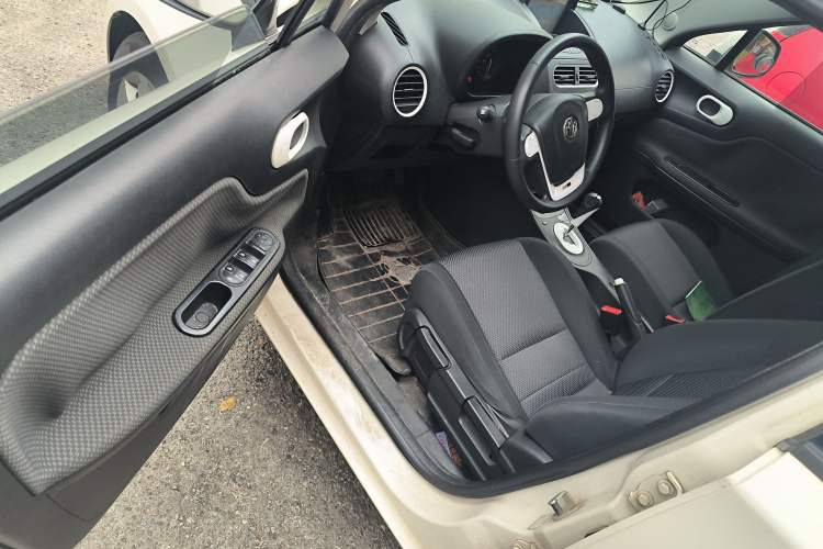 Used MG 3 2013 1.5L AMT Elite Edition
