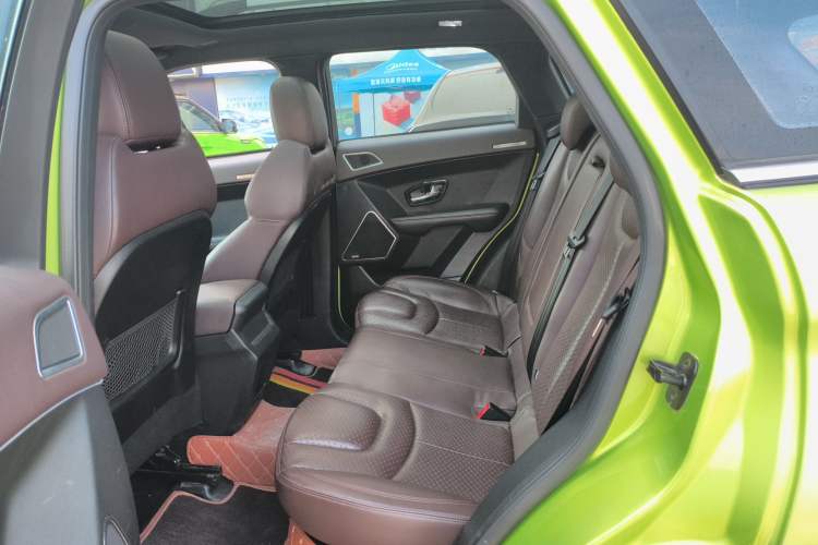 Used Land X7 2015 2.0T Panoramic Prestige Edition