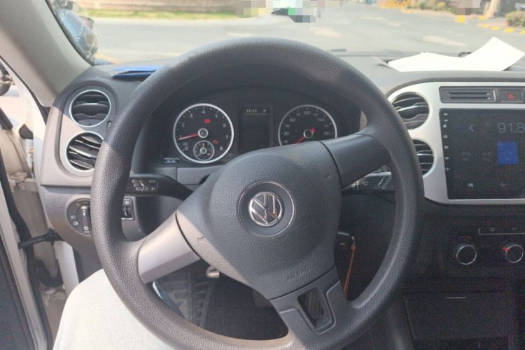 Used Volkswagen Tiguan 2015 1.8TSI Automatic Two-Wheel Drive Trend Edition Steering Wheel