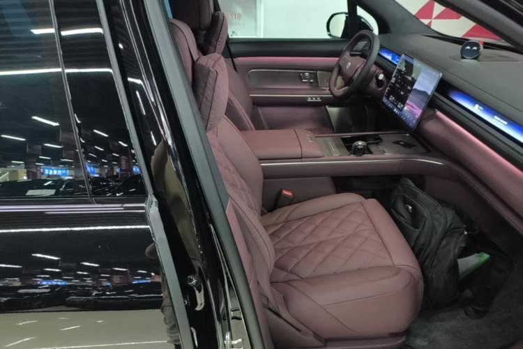 Used Nio ES8 2026 Model 6-seat Executive Signature Edition
