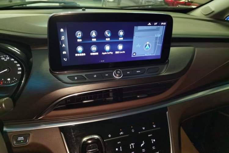 Used Buick GL8 2023 Land Executive Class 652T Luxury Model