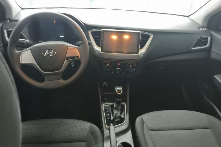 Used Hyundai Verna (new generation) 2016 1.4L Automatic Cool Edition GLS